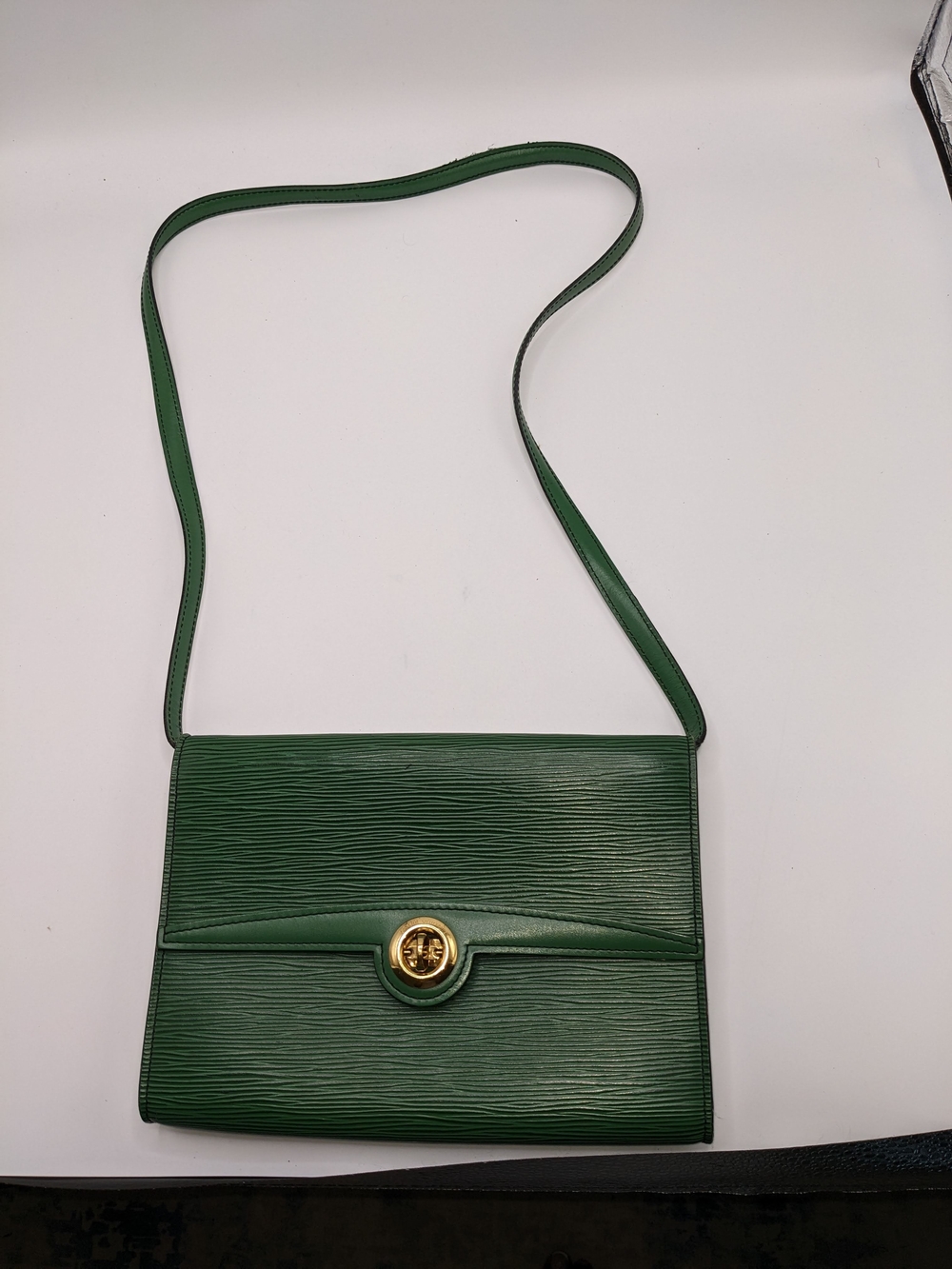 Louis Vuitton Epi Pochette Arche Borneo Green Clutch / Shoulder Bag • COA